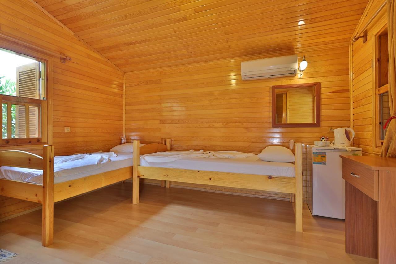 Three Islands Bungalow Чирали Экстерьер фото