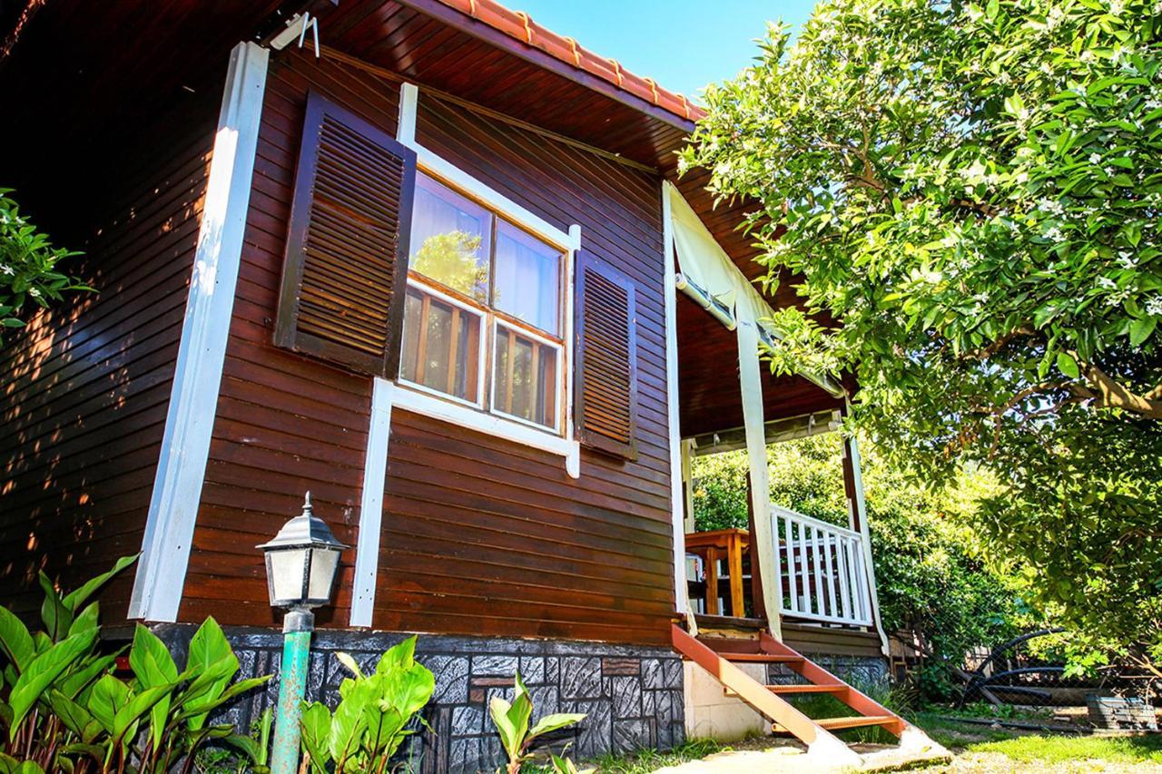 Three Islands Bungalow Чирали Экстерьер фото