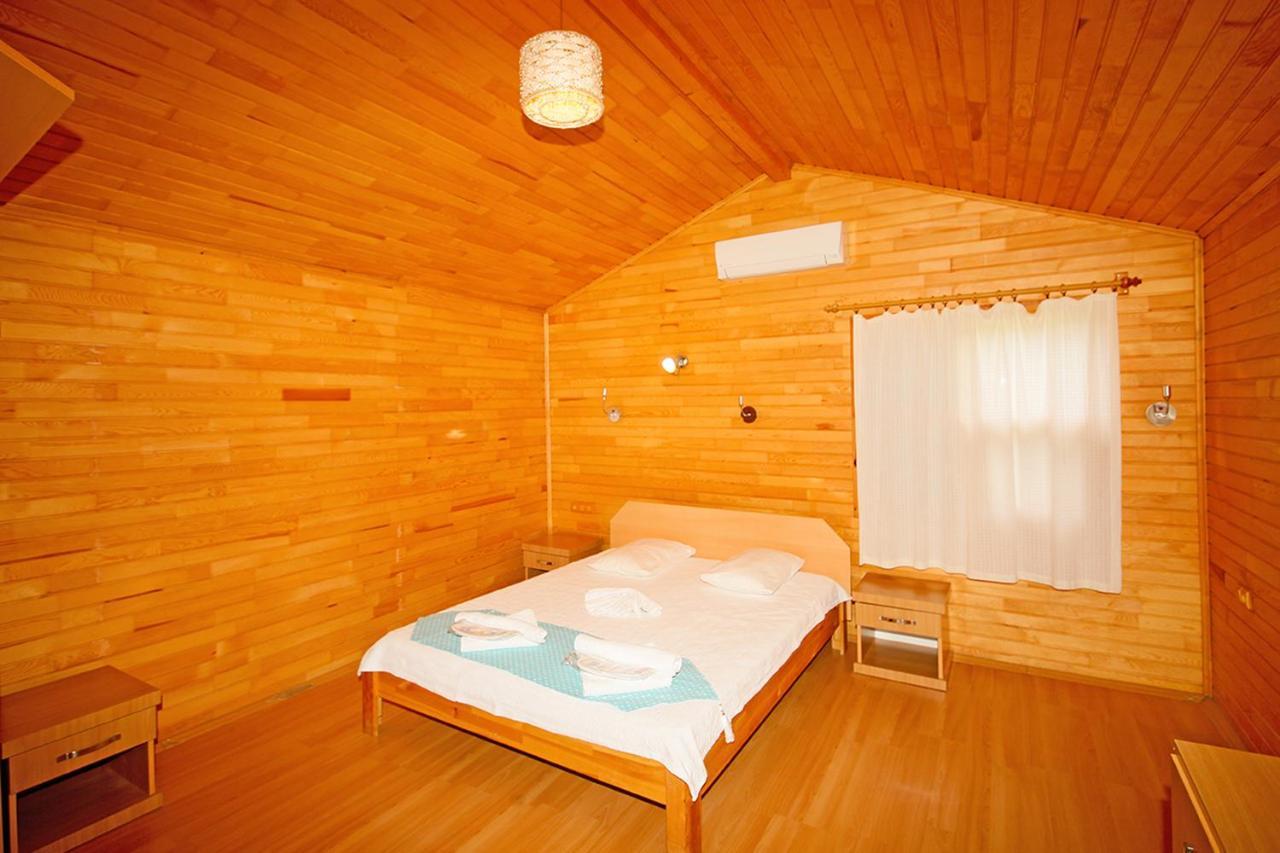 Three Islands Bungalow Чирали Экстерьер фото